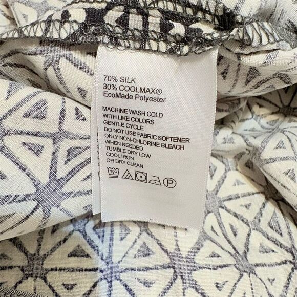 Tommy Bahama Men's XXL Black Geometric Short Sleeve Button-Up Shirt - Picture 9 of 9